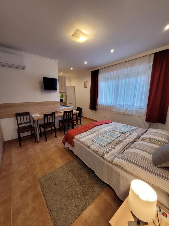 Zoe Apartman Siofok Dış mekan fotoğraf