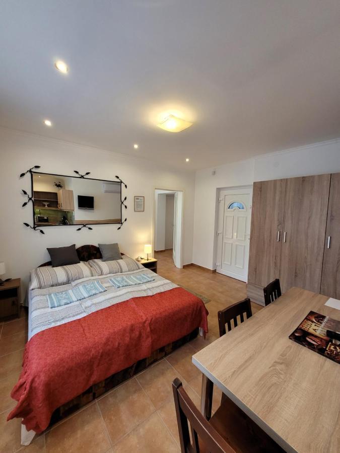 Zoe Apartman Siofok Dış mekan fotoğraf